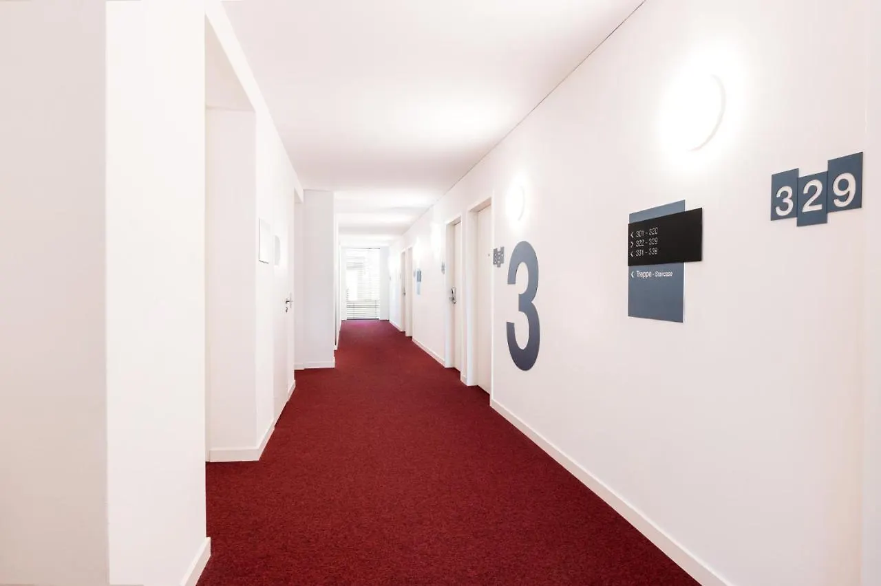 B&B Hotel Zuerich וואליזלן 3*,